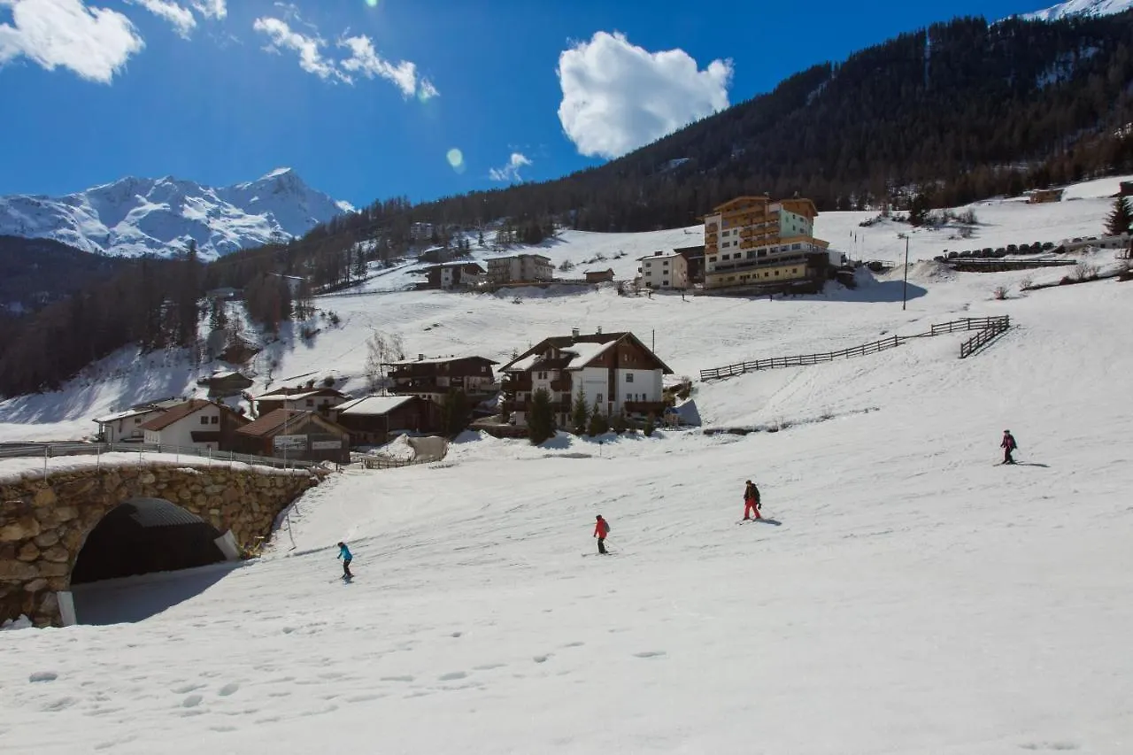 Chrisantenhof Guest House Soelden